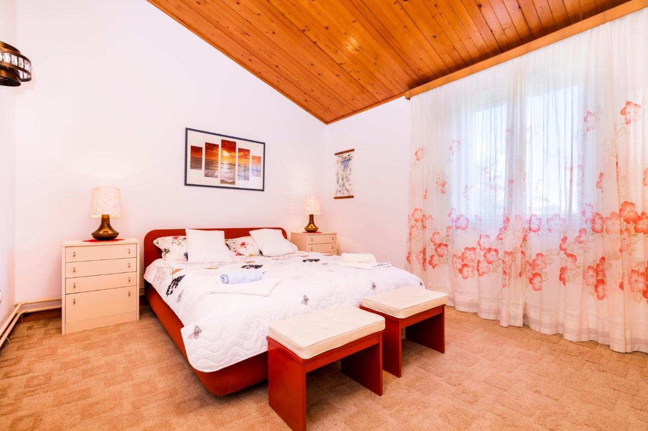 Holiday Home Villa Esperanca Veli Lošinj Exterior foto